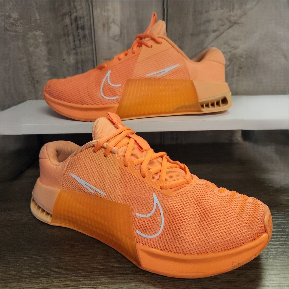 Nike Metcon 9 AMP Atomic Orange Cross Training Workout Gym Shoes Mens Size 8.5